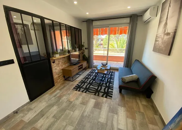 アパート Vue Avec Place De Parking Privee *